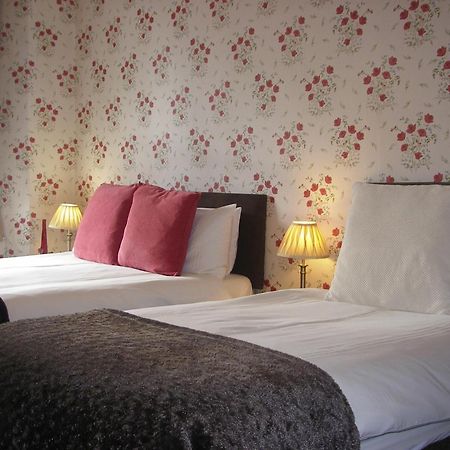 クーム・マーティン Saffron House Bed & Breakfast エクステリア 写真