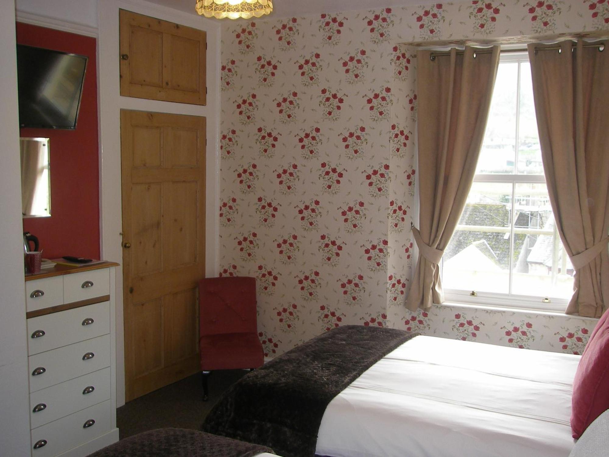 クーム・マーティン Saffron House Bed & Breakfast エクステリア 写真