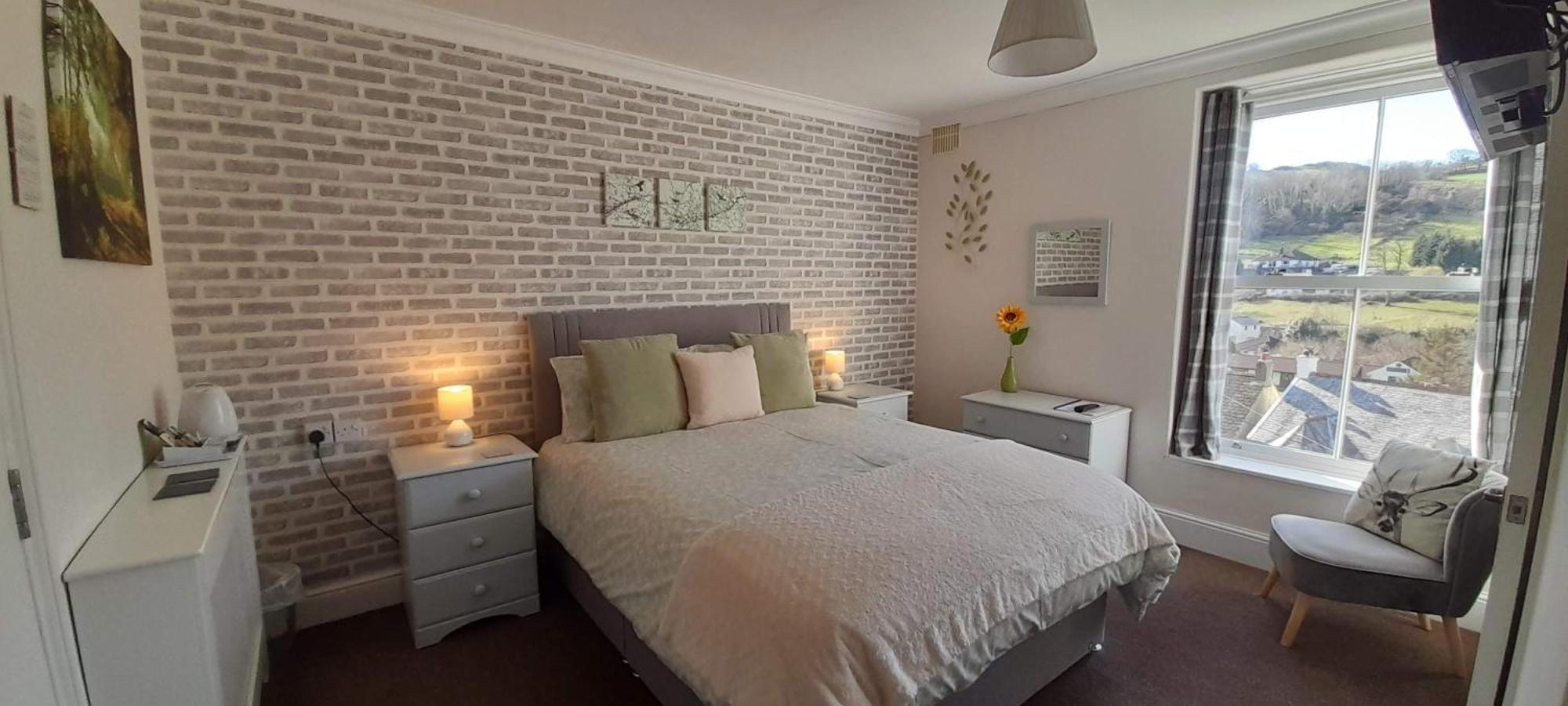 クーム・マーティン Saffron House Bed & Breakfast エクステリア 写真