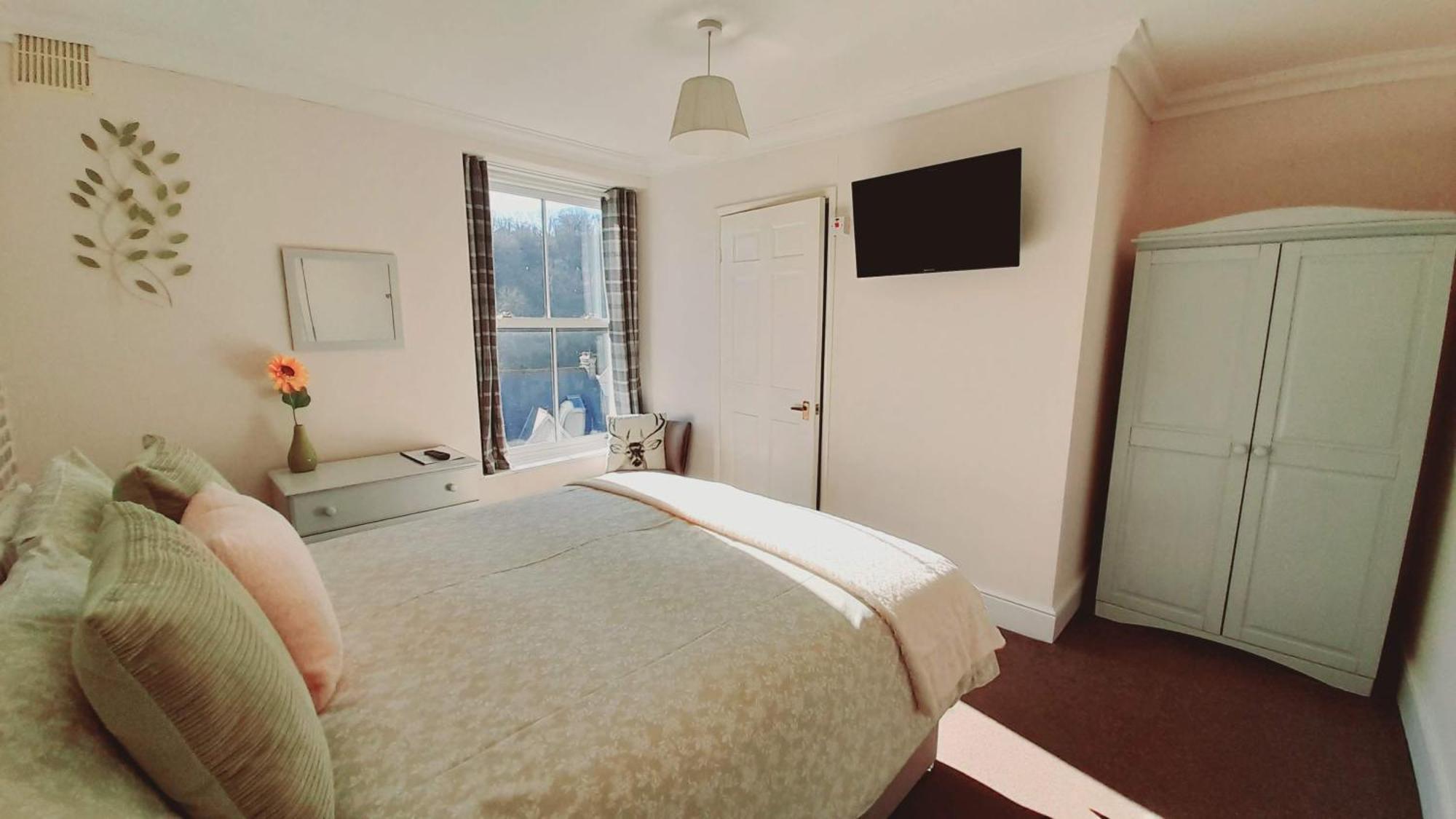 クーム・マーティン Saffron House Bed & Breakfast エクステリア 写真