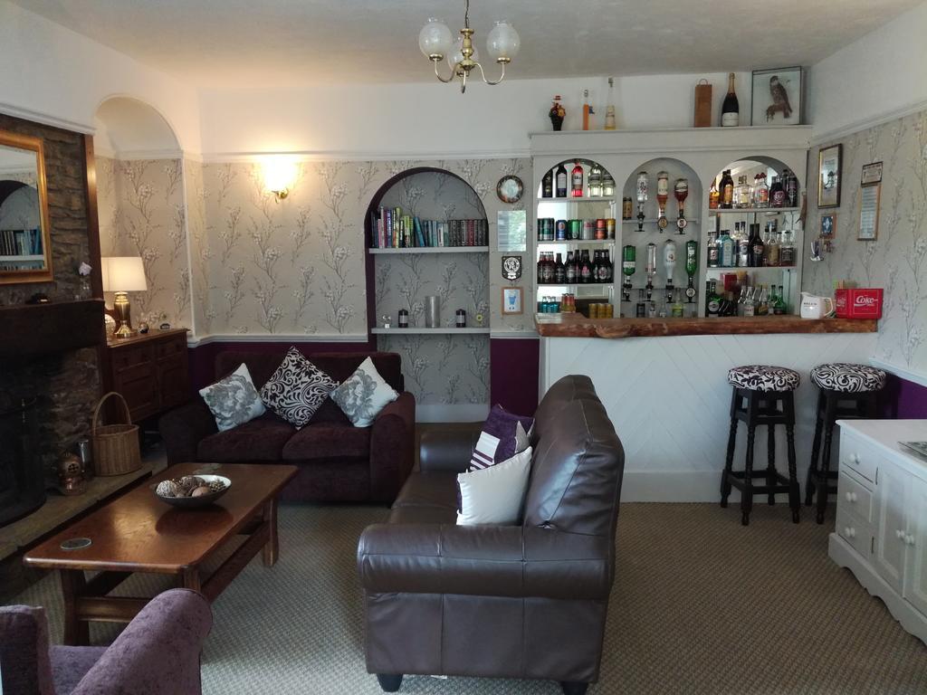 クーム・マーティン Saffron House Bed & Breakfast エクステリア 写真